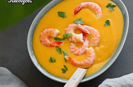 Новый рецепт: Тыквенный суп с креветками